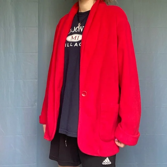 Adorable Retro Joanna Red Medium Petite Soft Fleece Button Jacket With Pockets - Picture 9 of 10